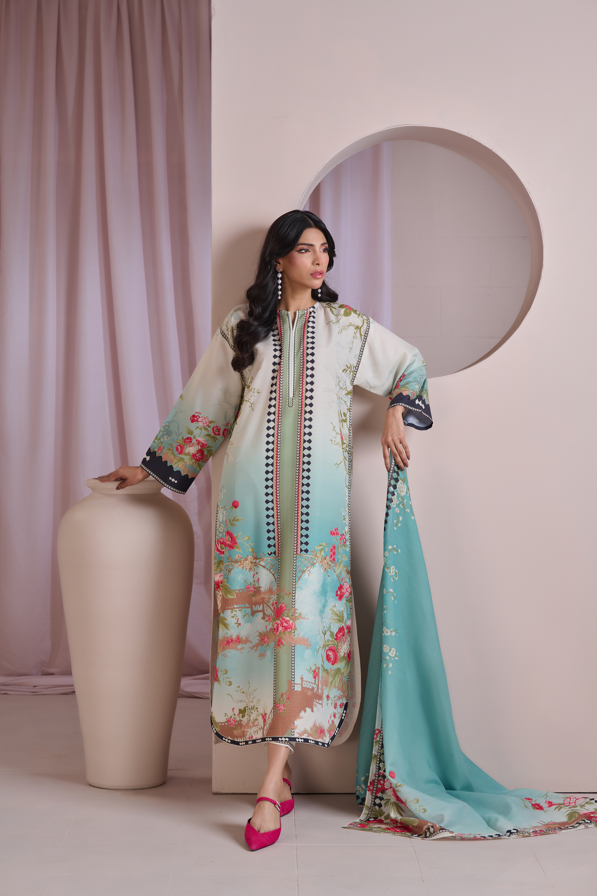 Versailles Kaftan Dupatta